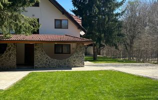 Pensiune/ Vila Valea Avrigului