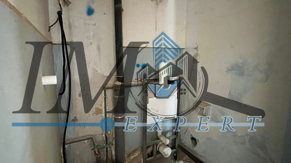 Apartament semi renovat de vânzare in Sebeș - Poză 7