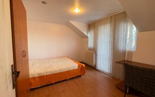 Vilă spațioasă, 6 camere, Copou -Sărărie - Poză 11