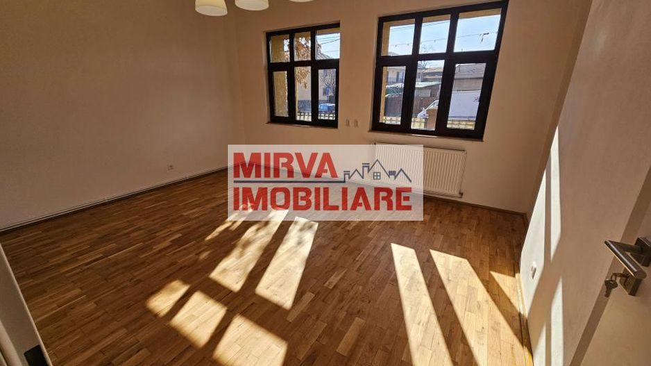 🏢 Spațiu de birouri modern – 5 camere, 3 băi – Zona Centrală, Ploieșt - Poză 9