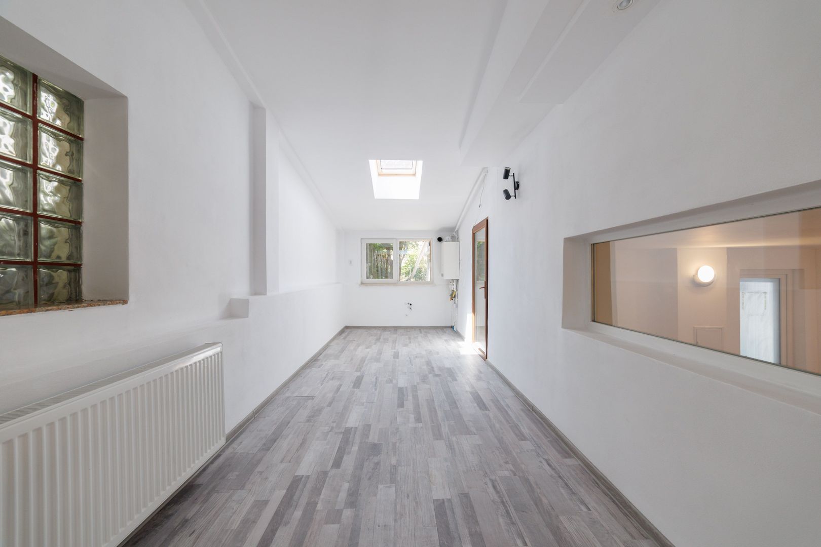 Proprietate multifunctionala | Doua cladiri | 581 mp | Pitesti - Poză 29