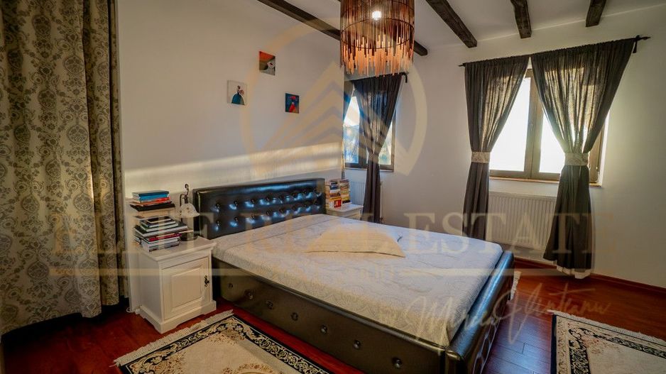 Cumpana - Casa Ideală pentru două familii. - Poză 29