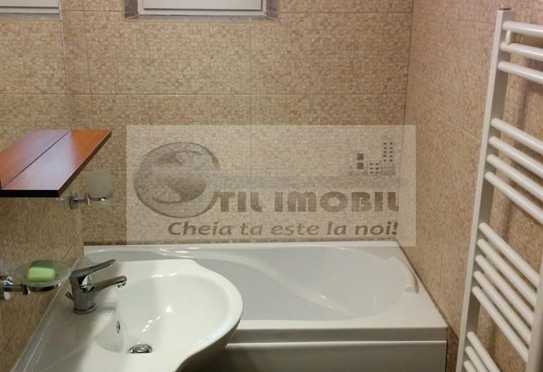 Apartament 1 camera Gara 420 euro - Poză 5