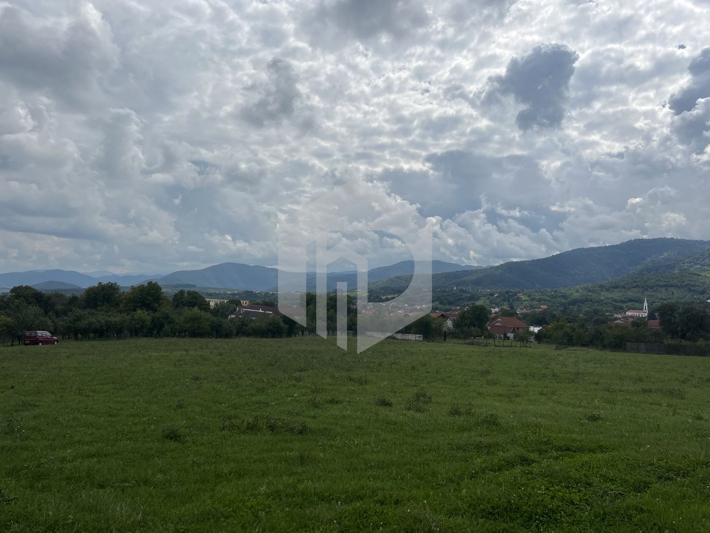 Teren pretabil investitie cabana in Saliste-7000 mp - Poză 1