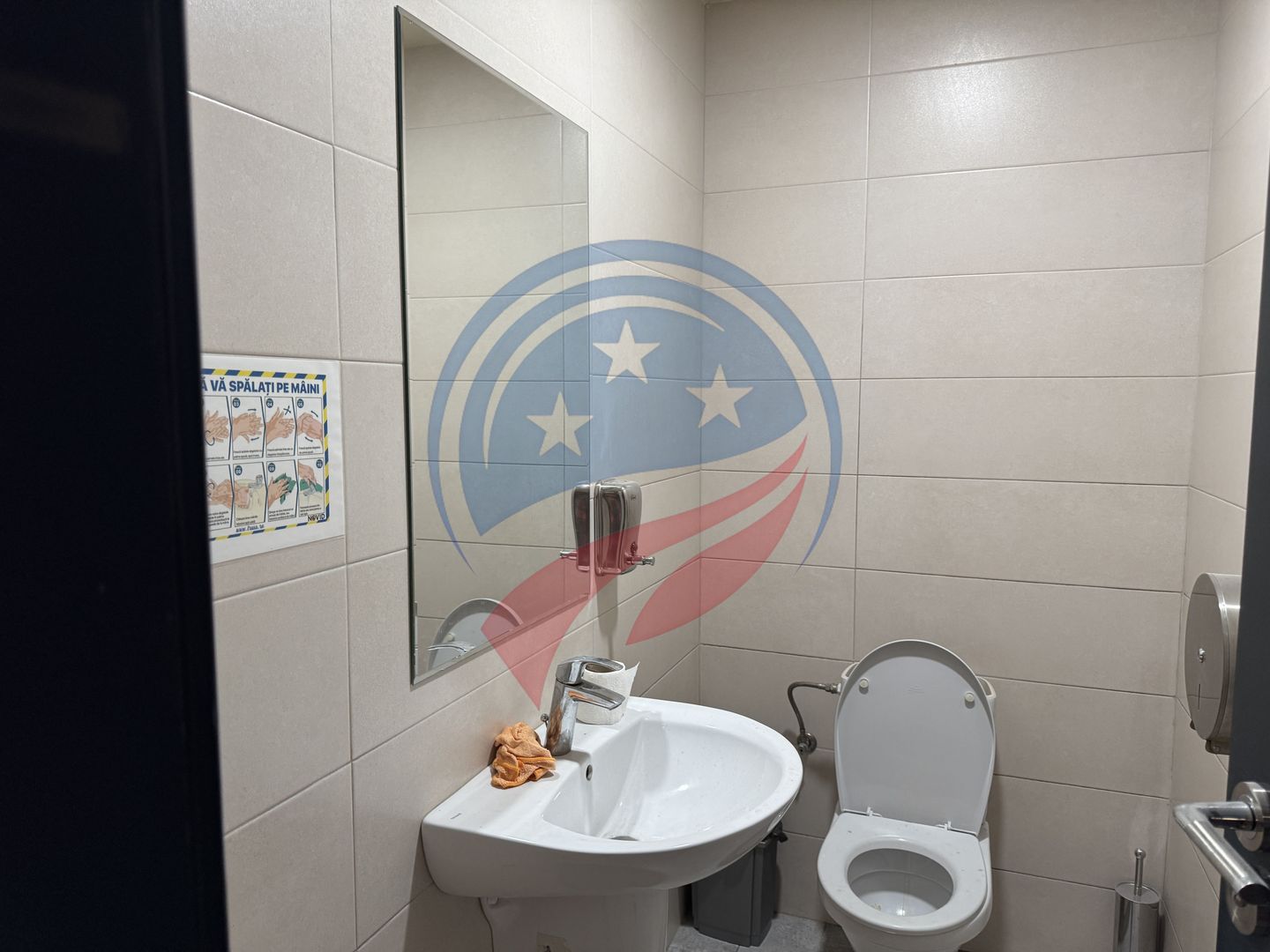 Spațiu comercial ultracentral – ideal pentru salon, magazin, birouri – 110 mp - Poză 5