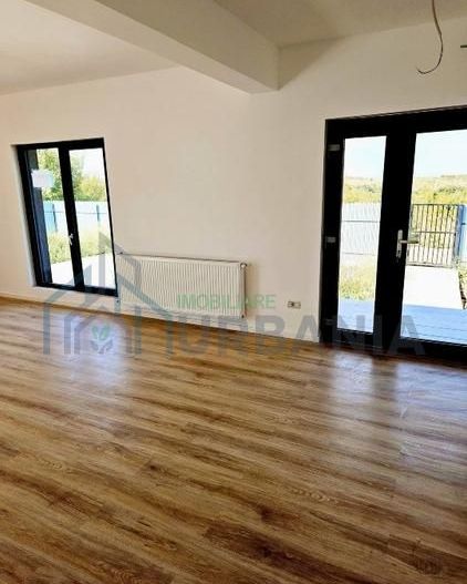 Casă de vânzare în Vișani, Bârnova, Iași - Poză 4