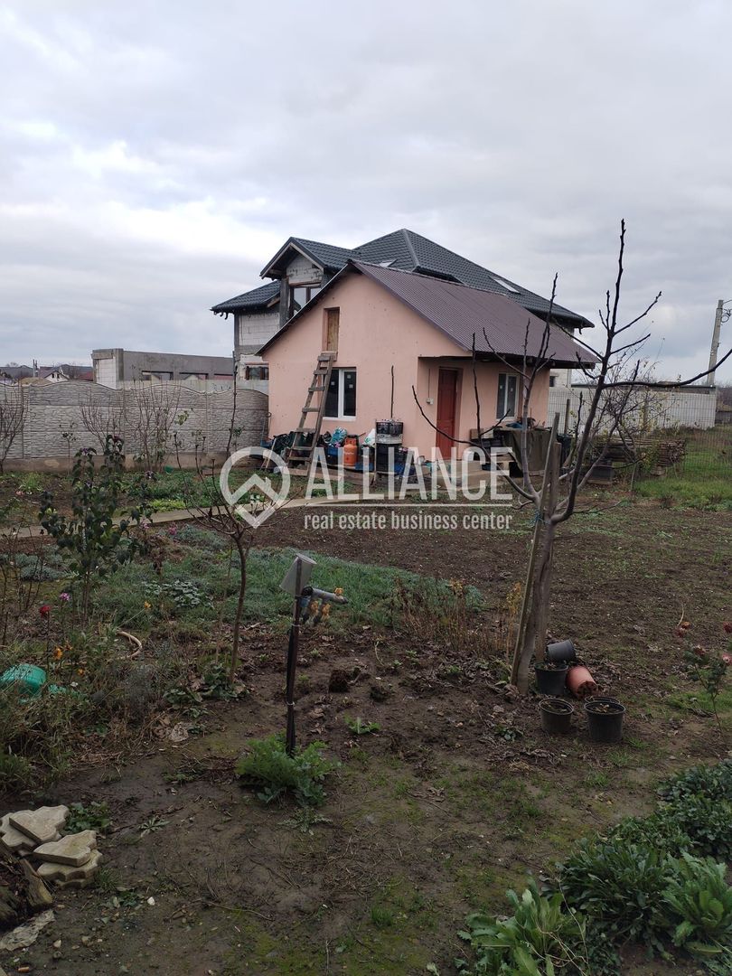 Lumina(cod04)-Casa 4 camere bai bucatarie teren 400 mp - Poză 23