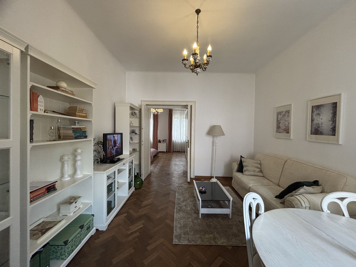 Apartament 2 camere la 5 minute de Piața Victoriei - Poză 3