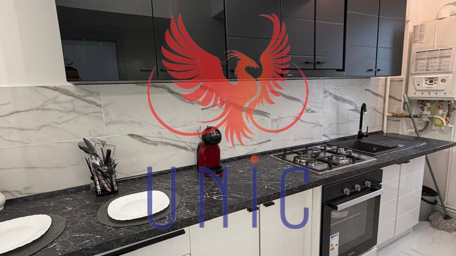 Garsoniera la cheie, Cornitoiu! - Poză 1