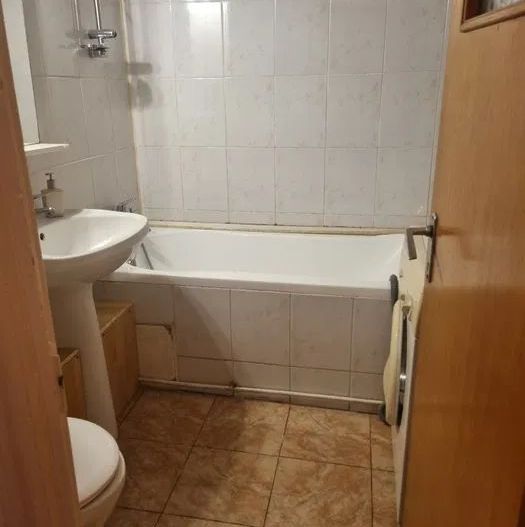 APARTAMENT 2 CAMERE DECOMANDAT CENTRALA PROPRIE BLOC 1982 GHENCEA - Poză 8