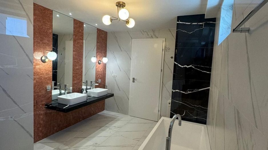 Vila  6 camere de inchiriat - Poză 15