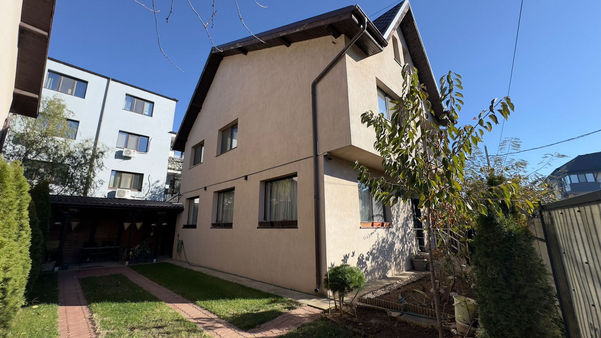 CASA INDIVIDUALA P+1+POD - STRADA  ASFALTATA / UTILITATI, COMISION 0% - Poză 17
