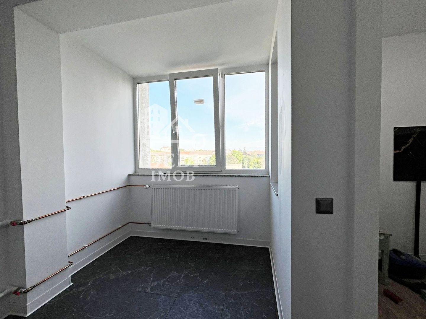 Apartament 1 camere de vânzare in zona Rogerius, Oradea - Poză 2