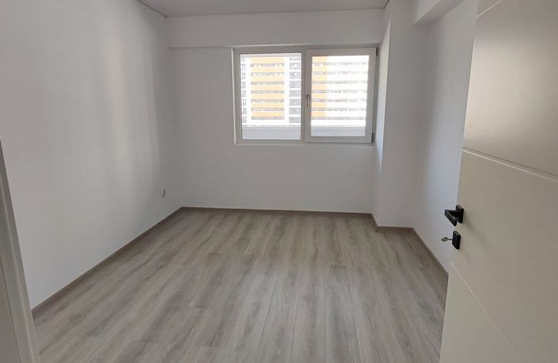 Apartament NOU 3 camere 89 mp Copou 145000 euro tva inclus - Poză 5