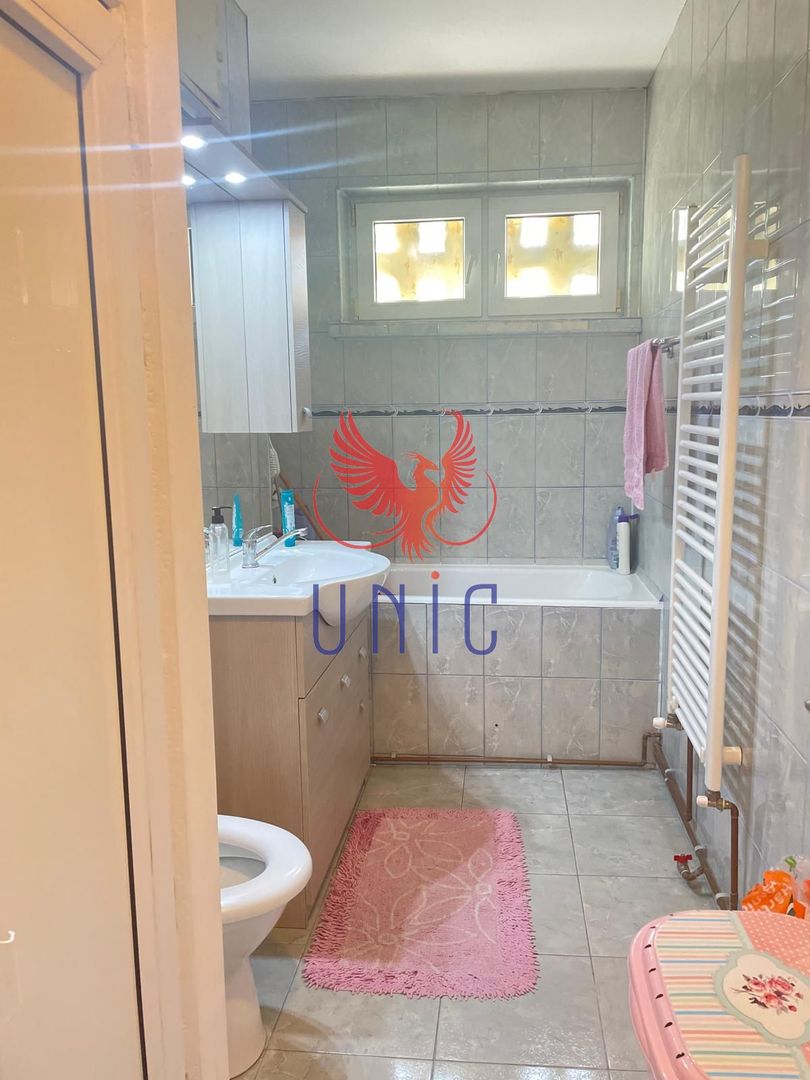 4 camere decomandate, etaj 2, centrala termica - Valea Rosie - Poză 34