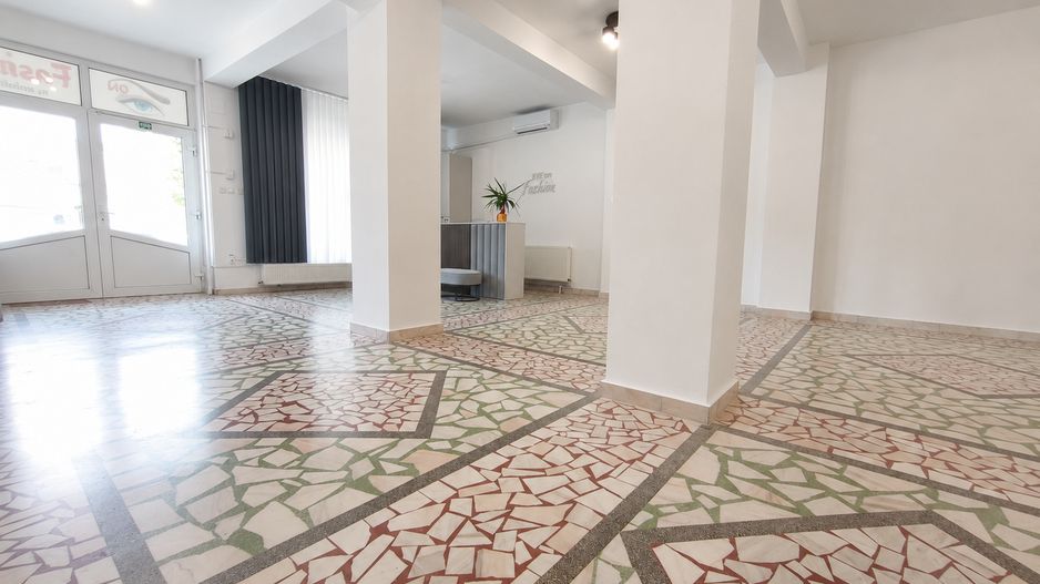 Spatiu Comercial Premium | B-ul Mamaia | Parter | 66 mp - Poză 3