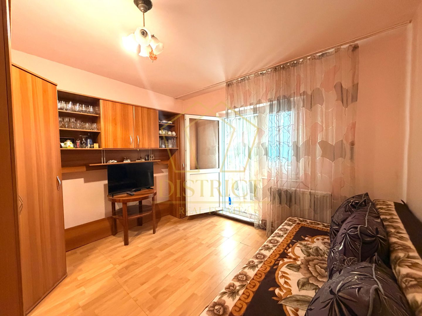 Apartament decomandat cu 4 camere, etaj 1 | Lipovei - Poză 4