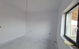 Casa individuala pe parter în Mosnita - Poză 13