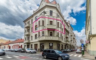 Apartament ultracentral cu 4 camere decomandat, etaj intermediar - Poză 1