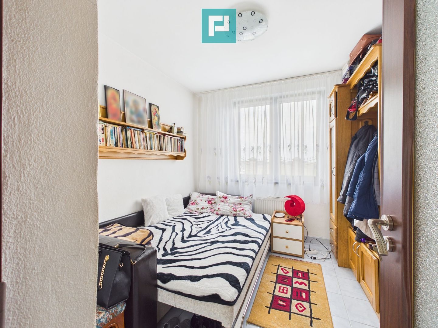 Vilă cu 6 camere și teren generos în Șagu - Poză 19