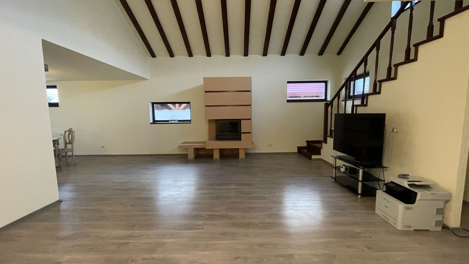 Casa moderna P+1E,spatioasa,teren 700 mp in Sacalaz - Poză 7