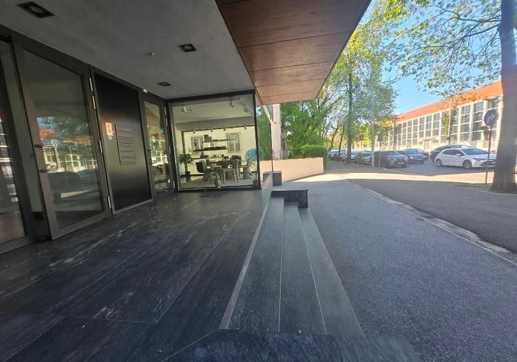 Showroom/Spatiu Comercial Spectaculos vis a vis One Eliade Floreasca - Poză 2