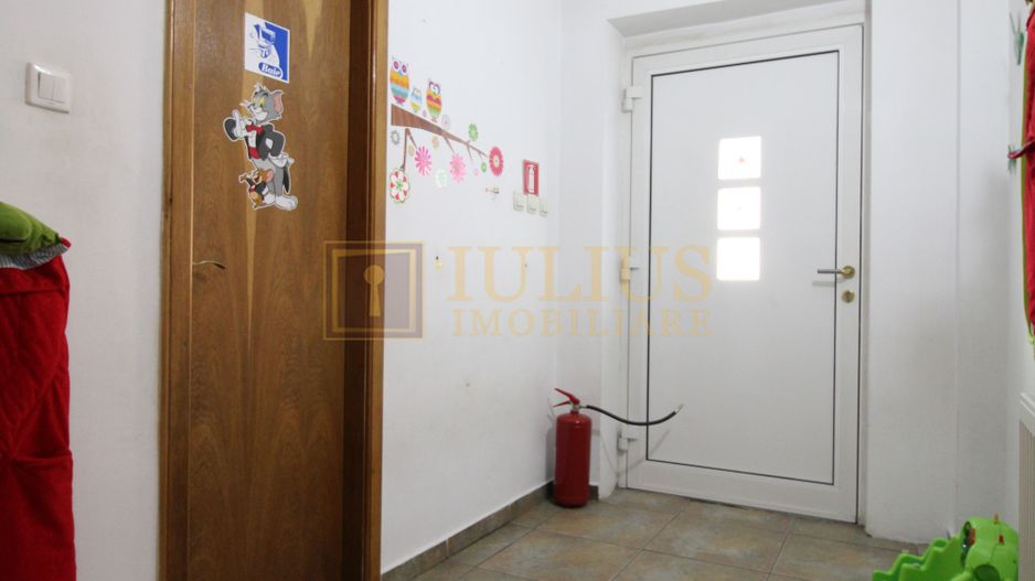 Casa in zona Lipovei,  ideala pentru activitati comerciale. - Poză 13