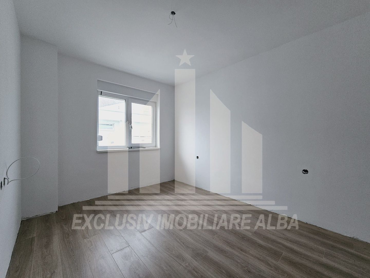 Apartament cu 2 camera decomandate, Alba-Micesti - Poză 4