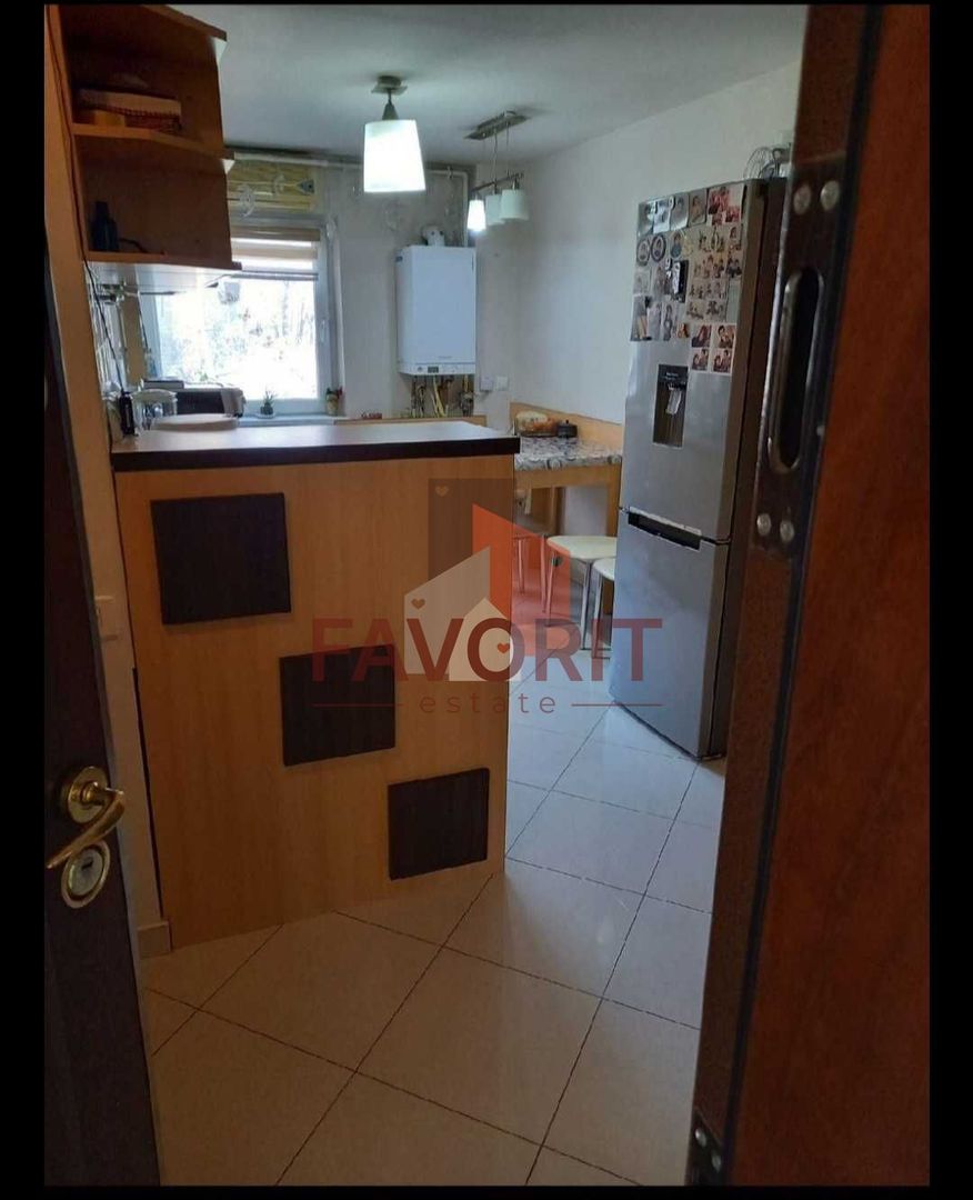 Apartament 3 camere decomandat | Zona Torontalului - Poză 5