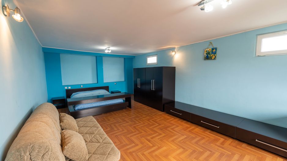 Vila deosebita cu teren 1050 mp de vanzare Metrou Republica Sector 3 - Poză 4