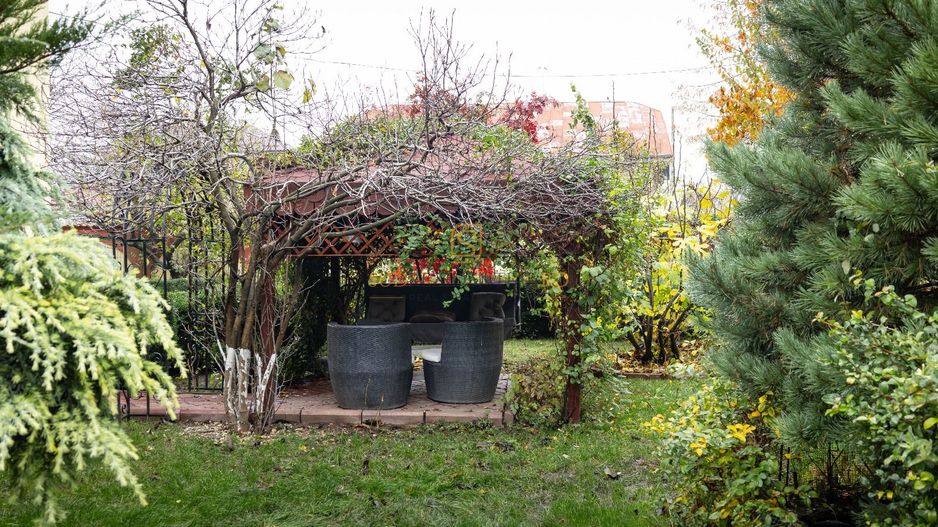 Vila deosebita, 6 camere, Popesti-Leordeni – Adiacent Sos. Oltenitei - Poză 25