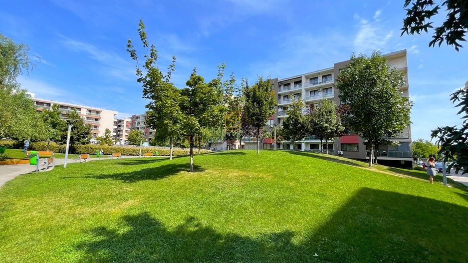 Apartament 3 camere de inchiriat, Cartierul Solar, loc de parcare - Poză 41