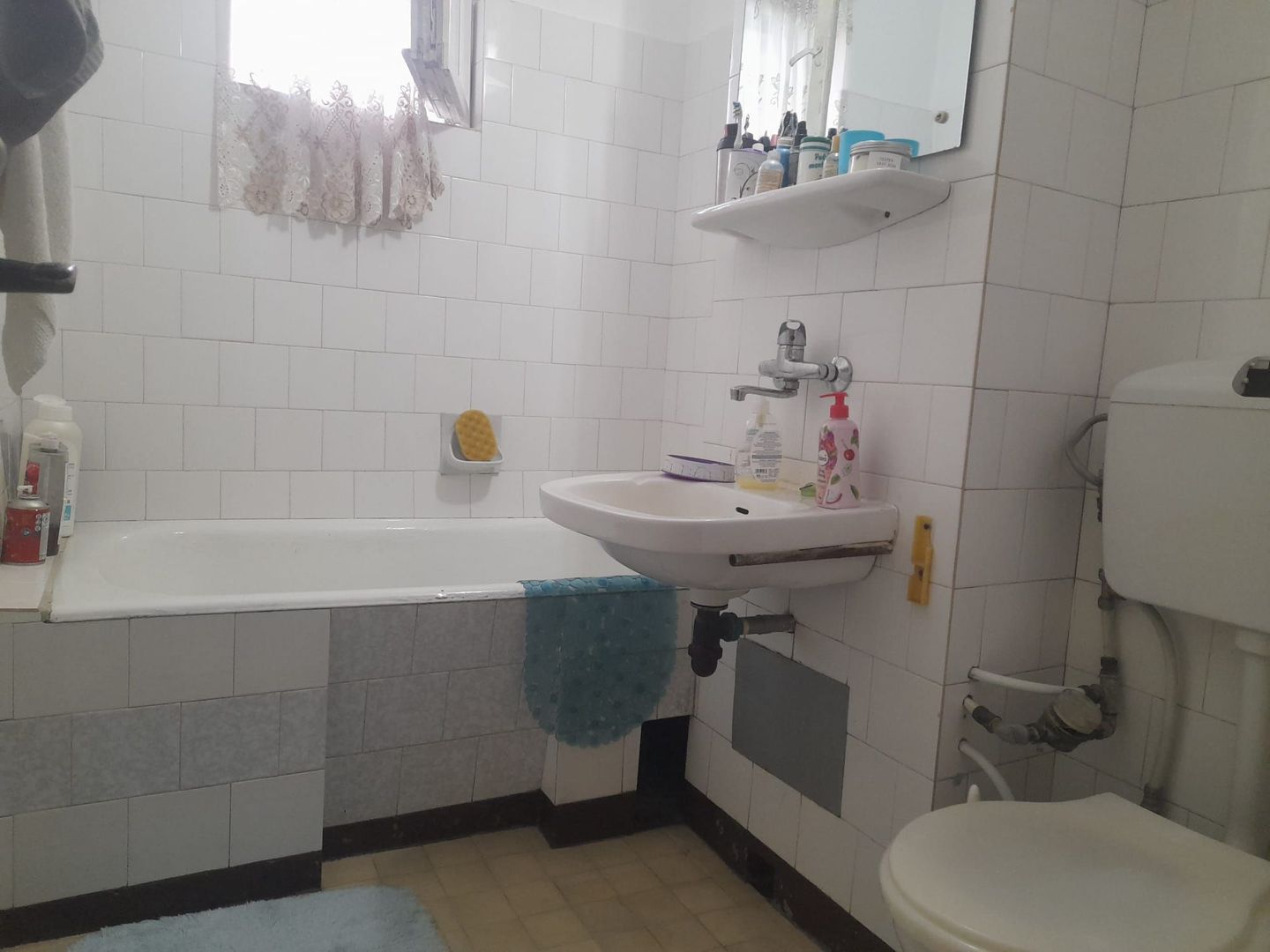 Apartament  de vanzare 4 camere, 102 mp,   Soseaua Alba Iulia - Poză 5