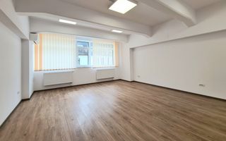 Spatiu birouri de închiriat Brasov - 40 mp # spatii-comerciale-brasov.ro - Poză 1