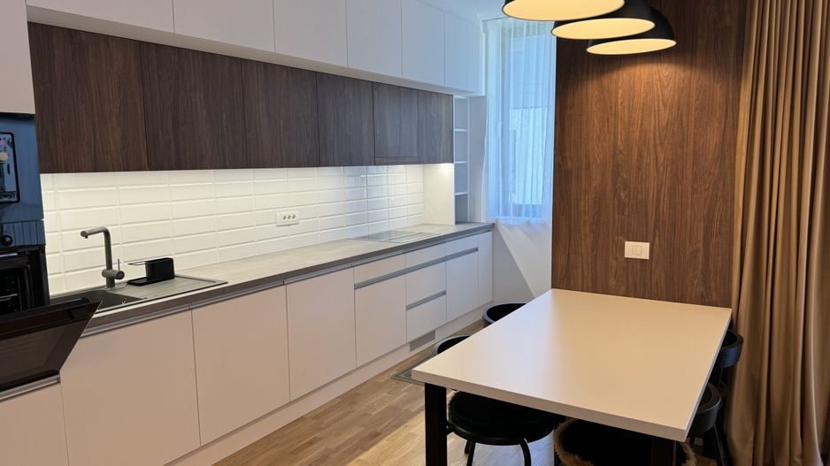 Apartament Luxos de Închiriat în Complexul Rezidențial ISHO - Poză 1