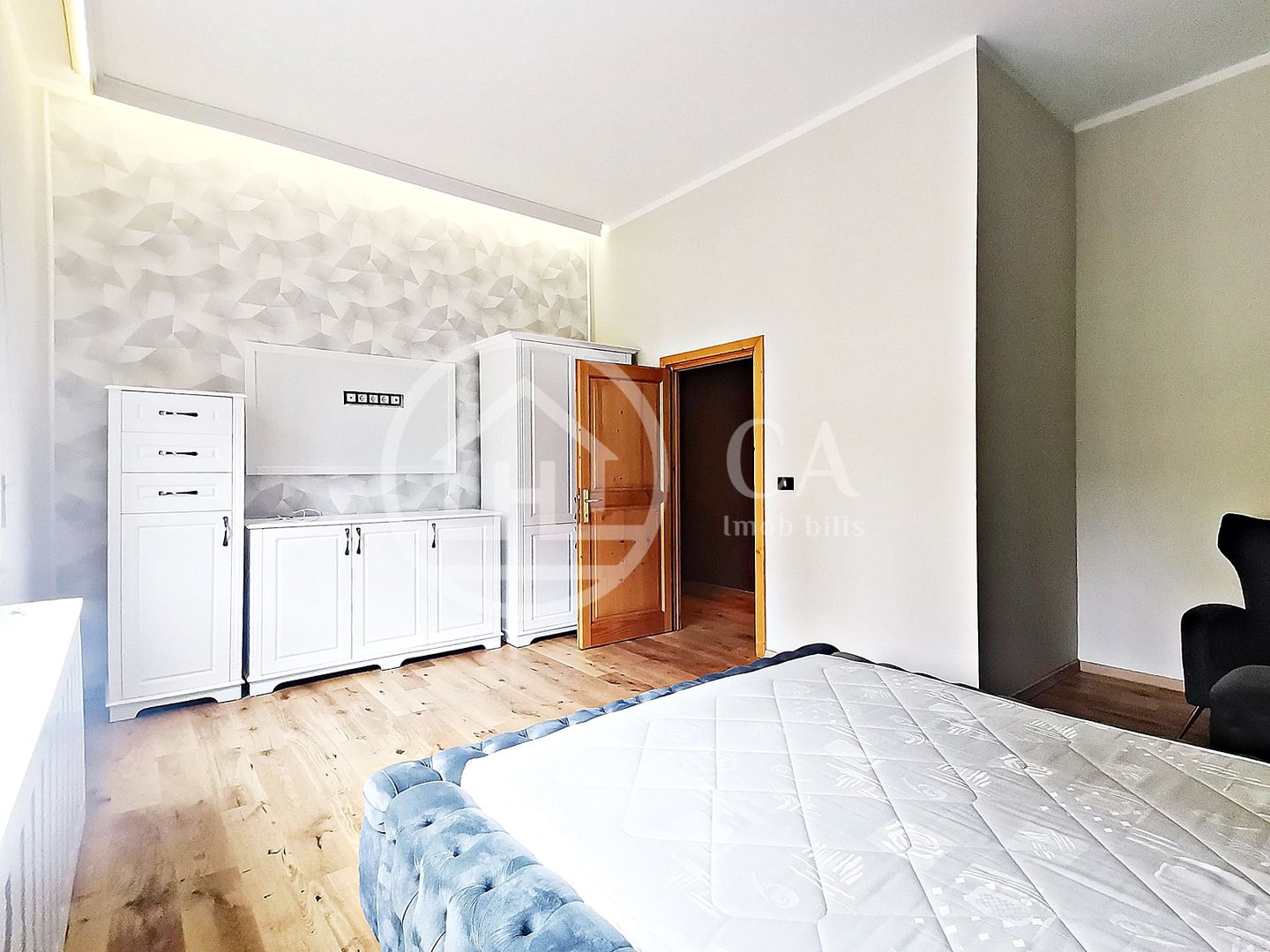 Apartament de închiriat cu 4 camere în zona Ultracentrală, Oradea - Poză 10