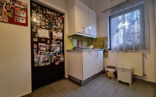 VANZARE- 9- CAMERE (S+P)- VILA -COTROCENI - Poză 26