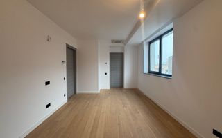 3 camere PREMIUM| 99.7 MP + 9.35 MP terasa - Poză 12