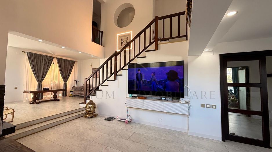 Casa de Vânzare la 4 km de Onești - Poză 12