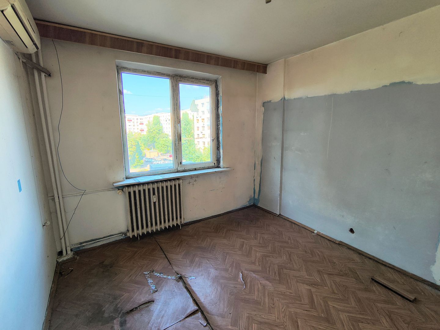 Apartament 3 camere semidecomandat Berceni - Poză 2