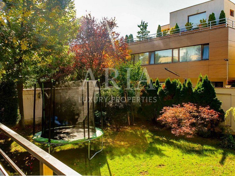 Vila individuala Erou Iancu Nicolae - Poză 1