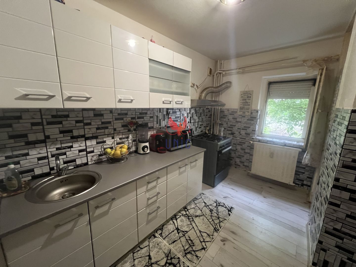 Apartament 3 camere George Enescu Str.Fagaras - Poză 1