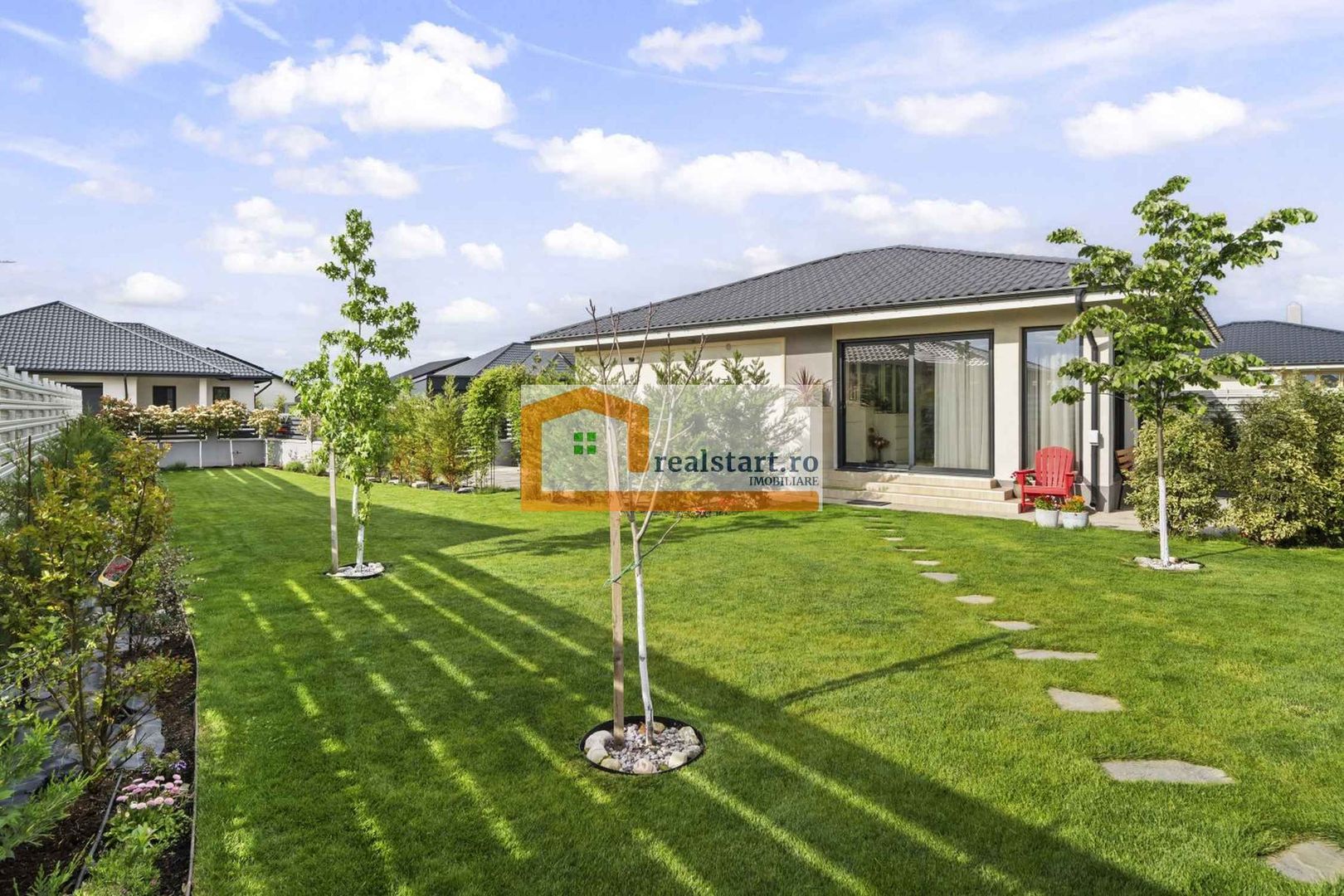 Langa Padure, Vila P+Pod , 1500mp teren,  terasa 40mp,  complex securizat - Poză 26