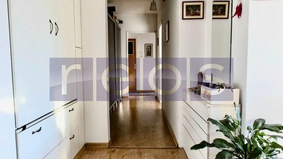 VANZARE APARTAMENT 3 CAMERE 70MP DECOMANDAT TITAN PARK IOR VEDERE DUBLA - Poză 3