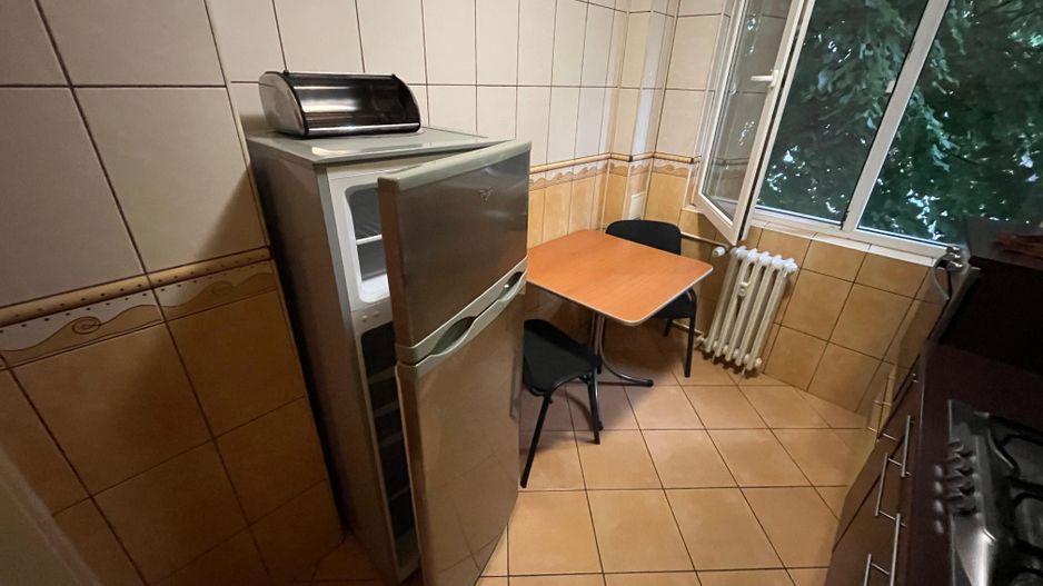 Titan | Chirie 2 camere | Metrou 550 metri - Poză 9