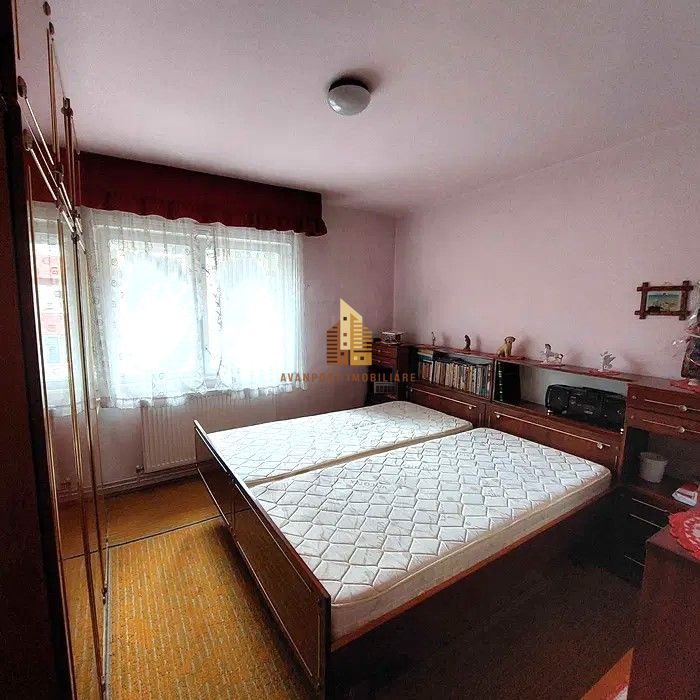 | Apartament cu 3 camere de vanzare | Cartierul Grigorescu | Etaj 1| Decomantat - Poză 4