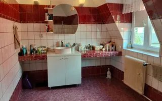 Casa de vânzare 380mp + locuinta separata pt oaspeti | Zona Cloșca - Poză 19