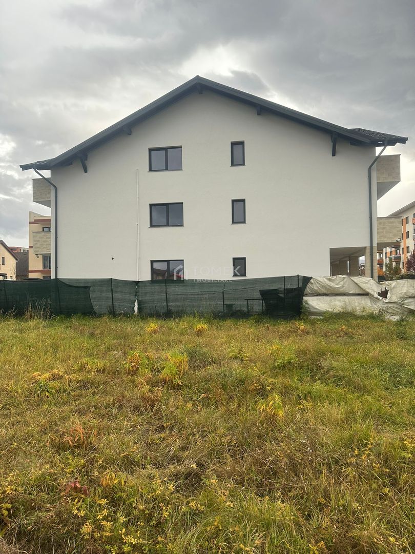 Apartament 3 str.Bacovia in vila cu 6 apartamente - Poză 7