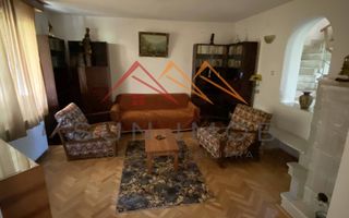 Vila de vanzare, teren 3100 mp, 7 camere, 6 grupuri sanitare, 3 CT, an 1997 - Poză 13