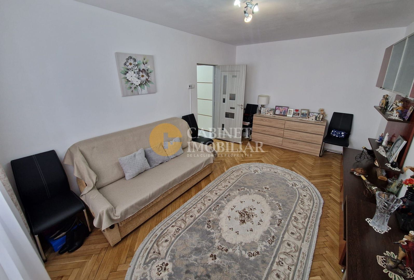 2 Camere Decomandat- Mobilat si Utilat- Etaj 1- Mircea cel Batran - Poză 1